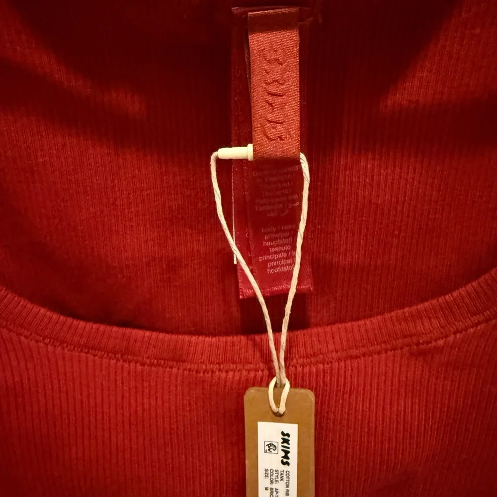 NWT SKIMS Cotton Rib Tank – Limited Edition “Brick” (M), R $38 – Sold Out Online - Picture 4 of 5